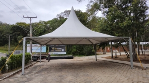 Tenda ChapÃ©u de Bruxa 10x10
